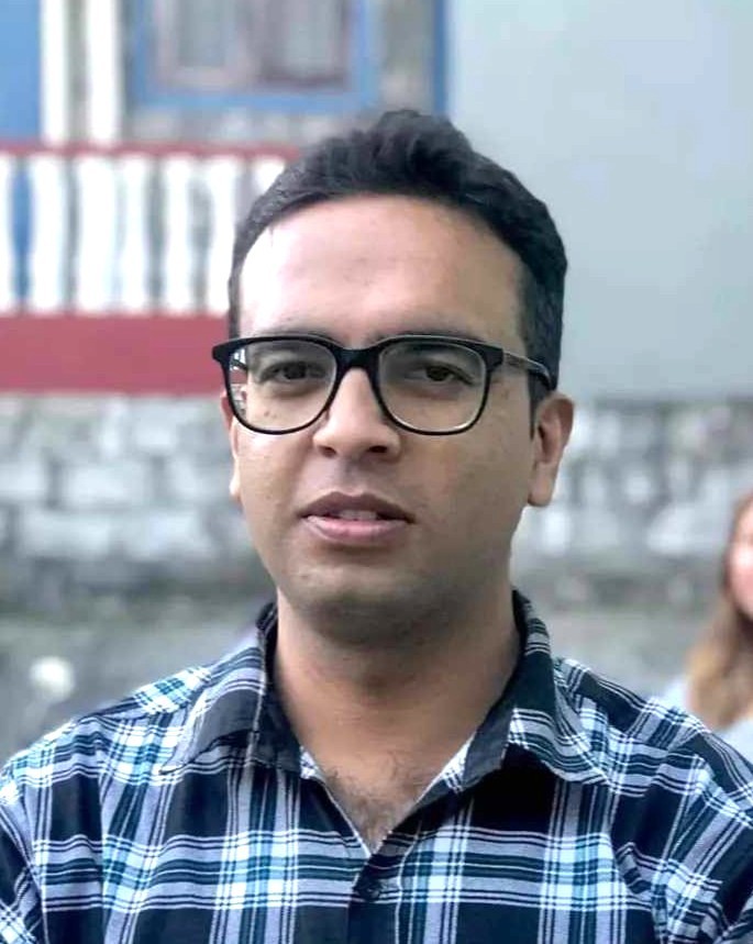 अनिल अधिकारी